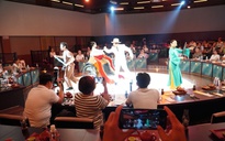 VIDEO: Show nghệ thuật, ẩm thực gần 2 triệu đồng ở trung tâm TPHCM có gì hấp dẫn?