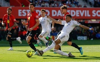 Real Madrid lạc lối, cuộc đua La Liga nghiêng về Barcelona