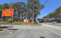 Một ngày đi làm qua trạm BOT 4 lần, cán bộ xã ... "cháy túi"