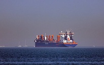 Thông tin trái chiều về việc Iran đóng cửa eo biển Hormuz