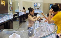 Giá vàng hôm nay 20-5: Đảo chiều sụt giảm mạnh