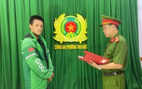 Công an phường Thủ Đức thực nghiệm lại hiện trường, củng cố hồ sơ xử lý thanh niên đánh người