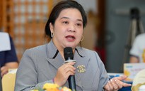 Trứng gà cận date tràn ngập thị trường, chủ trang trại lỗ tiền tỉ