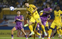 "Người nhện" U23 Việt Nam giúp Sông Lam Nghệ An trụ hạng V-League