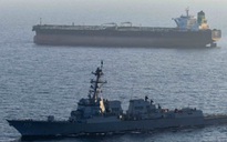 Iran dọa biến Hormuz thành "nghĩa địa tàu chiến Mỹ", siêu tàu dầu Iran thứ 2 vượt phong tỏa