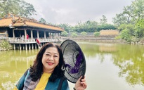 Viếng lăng Tự Đức, NSƯT Lam Tuyền nhớ vai diễn Nguyễn Thị Tồn trong "Muôn dặm vì chồng"