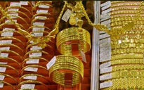 Giá vàng hôm nay 11-6: Vàng thế giới giảm 160 USD