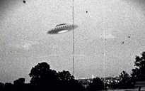Xôn xao hồ sơ mật UFO của Mỹ: Những vụ chạm trán "nổi da gà"