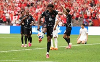 Qatar vỡ trận, Canada thắng đậm trận đầu tiên ở World Cup