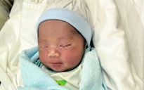 Phát hiện trẻ sơ sinh bị bỏ ở công viên Văn Lang, TPHCM