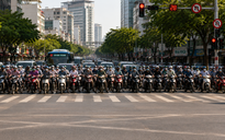 NHỮNG CÂU CHUYỆN NHỎ: Năm giây ở ngã tư