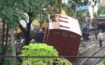 Bình Dương: Một toa tàu bị trật khỏi đường ray