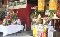 Nạn nhân vật vã, đau đớn dưới bánh xe trước khi chết