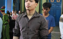 Kèn cựa nhau tiếng nẹt pô, 1 người bị đâm chết