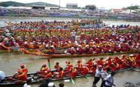 Festival đua ghe Ngo khu vực đồng bằng sông Cửu Long