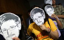 Snowden chọn nhà báo dũng cảm để “gửi vàng”