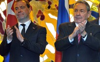 Thủ tướng Nga Medvedev: Ông Fidel Castro rất khỏe mạnh