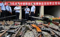 Trung Quốc tiêu hủy vũ khí trái phép