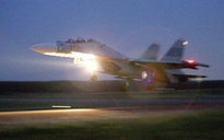 Xem Su-30 bay đêm trên bầu trời phương Nam