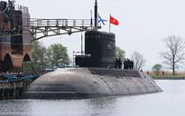 Việt Nam chính thức nhận Tàu ngầm Hà Nội