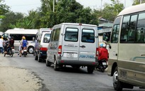 An Giang: Xe đi lễ chùa làm kẹt xe nghiêm trọng