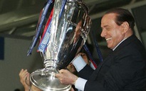 Berlusconi trở lại AC Milan