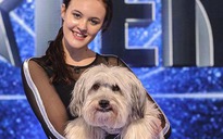 Chú chó khiêu vũ và cô gái chiến thắng cuộc thi tài năng Anh