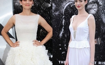 “Miêu nữ” Anne Hathaway đọ sắc “Bông hồng Pháp”