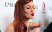 Lindsay Lohan tự tin khoe dung nhan xuống cấp