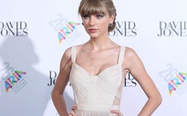 Taylor Swift “kín bưng” vẫn quyến rũ hút hồn