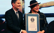 Thành Long lập “cú đúp” kỷ lục Guinness