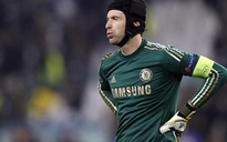 “Người nhện” Cech mang tin xấu cho Chelsea