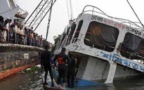 Hàng chục người mất tích vì chìm phà ở Bangladesh