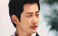 Park Si Hoo vẫn gặp khó từ vụ bị tố cưỡng dâm