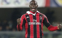 Mario Balotelli lại “quậy” trên tàu hỏa