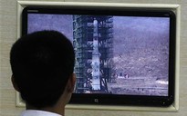 Triều Tiên nạp nhiên liệu vào tên lửa