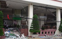 Các ngân hàng địa phương nói gì?