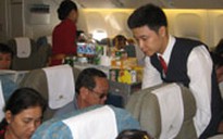 Hàng không tăng tốc