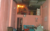 Cháy vựa cua, 1 người bị thương