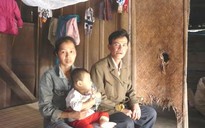 Bớt tiền hỗ trợ người nghèo ăn Tết cho nhà giàu