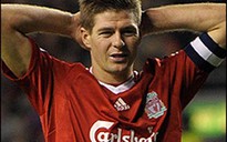 Gerrard “nằm nhà” 3 tuần vì chấn thương