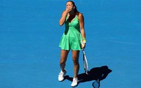 Jelena Jankovic khẩu chiến Roger Federer