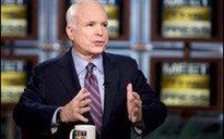 Ông McCain đòi không kích Syria