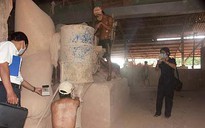 "Ná thở" trong xưởng cao lanh: Đơn gởi nhiều nơi, không ai giải quyết