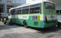 Xe buýt lại cán chết người