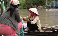 Bơi hàng ngàn km để kiếm sống