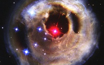 Những hình ảnh “long lanh” từ kính viễn vọng Hubble