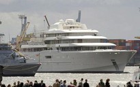 Du thuyền lớn nhất thế giới của Abramovich lộ diện