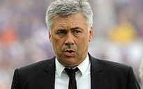 HLV Chelsea khoái gọi điện thoại săn “sao”