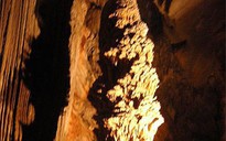 Phát hiện 3 hang động tuyệt mỹ